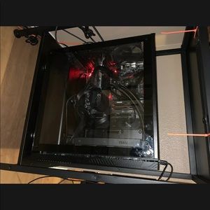Gaming computer that runs perfect and is a great starter computer 1660ti build.